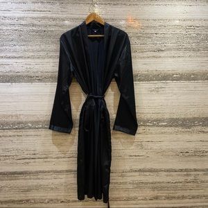 Men’s satin robe size L